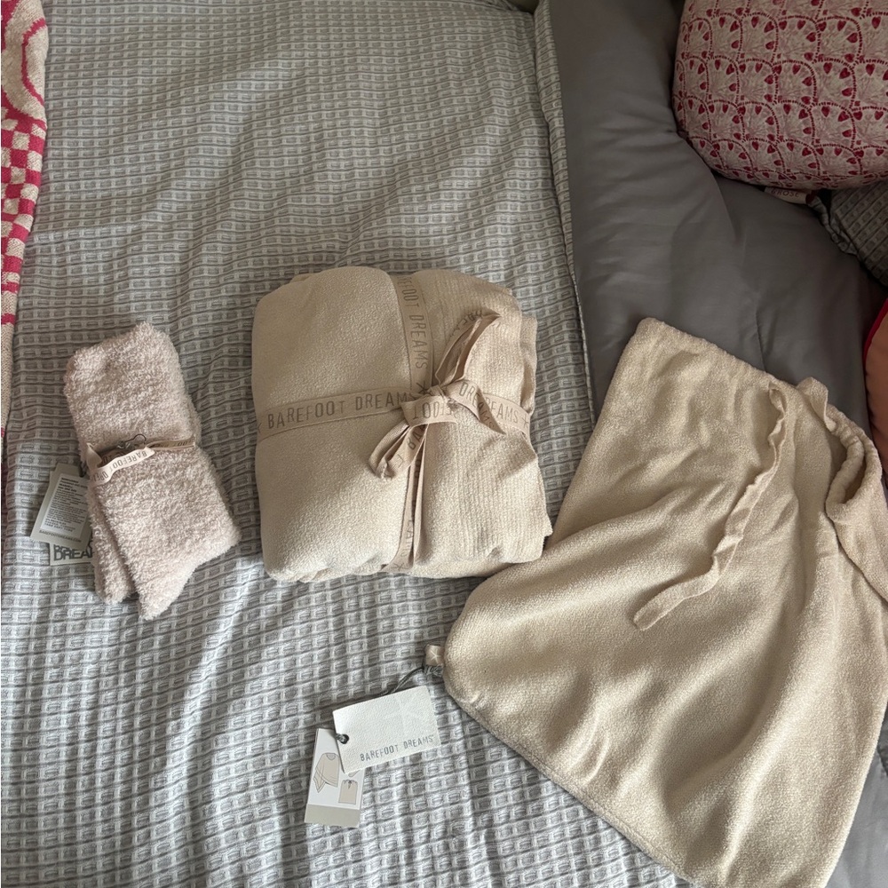 Barefoot Dreams Cozy Beige Set
